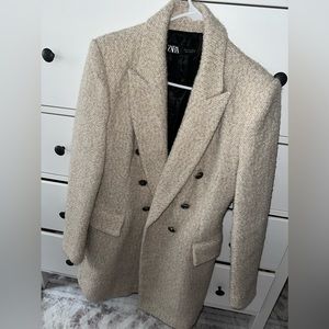 Spotless Blazer coat from ZARA